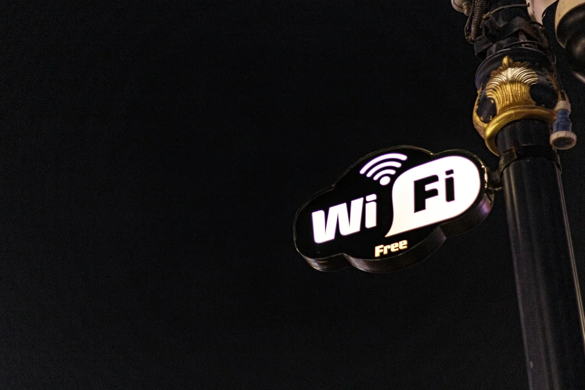 Wi-Fi 7 enterprise deployment consultants - None