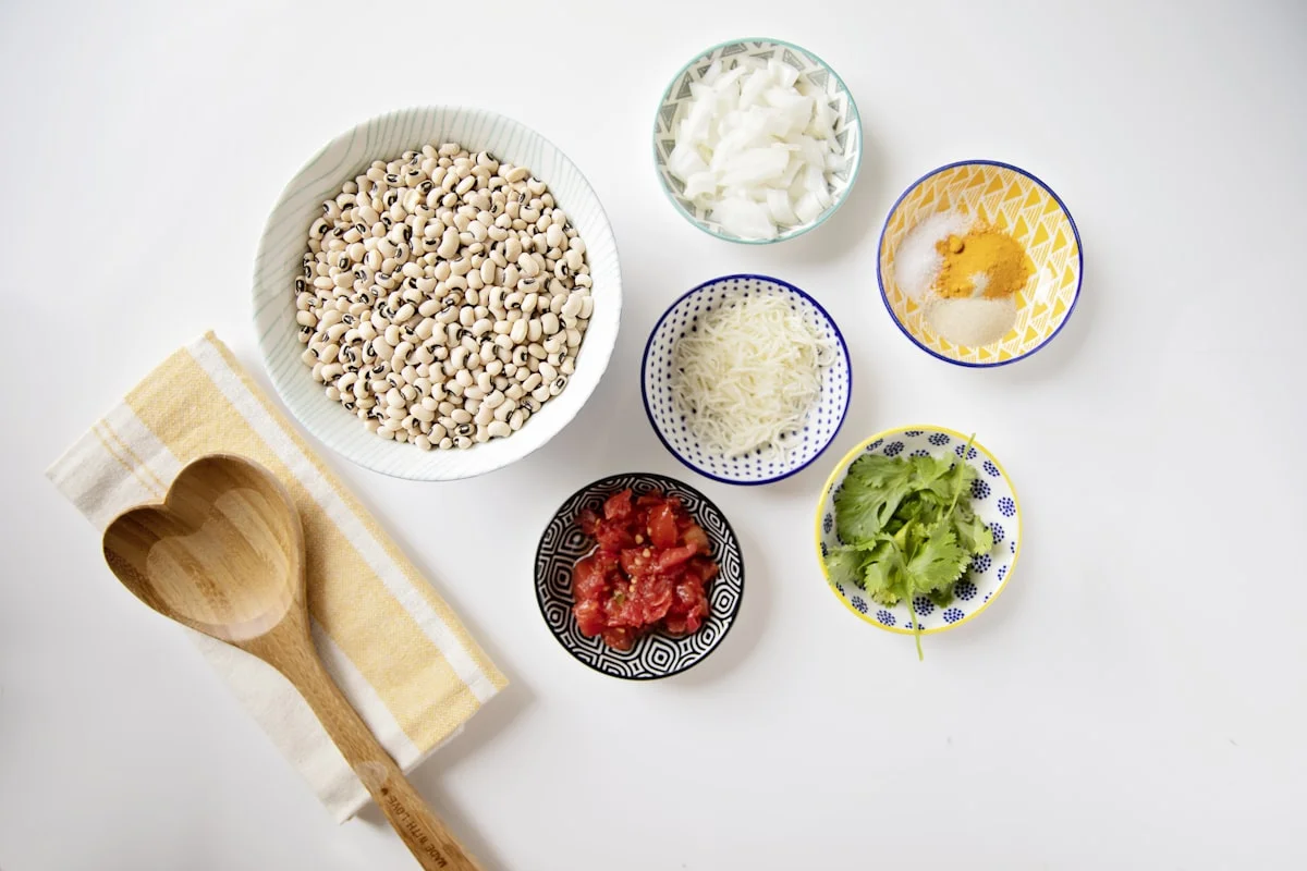 how to reduce sodium in homemade meals - Black Eyed Peas Ingredients Vegetarian Cooking Bowls Spoon