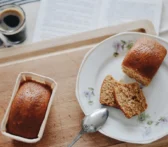 easy gluten-free mug cake recipe with almond flour - Pain d'épices Nicolas & Co - www.nicolasandco.fr If you use this photo for the web, if you can, note in reference www.nicolasandco.fr, thank you so much!